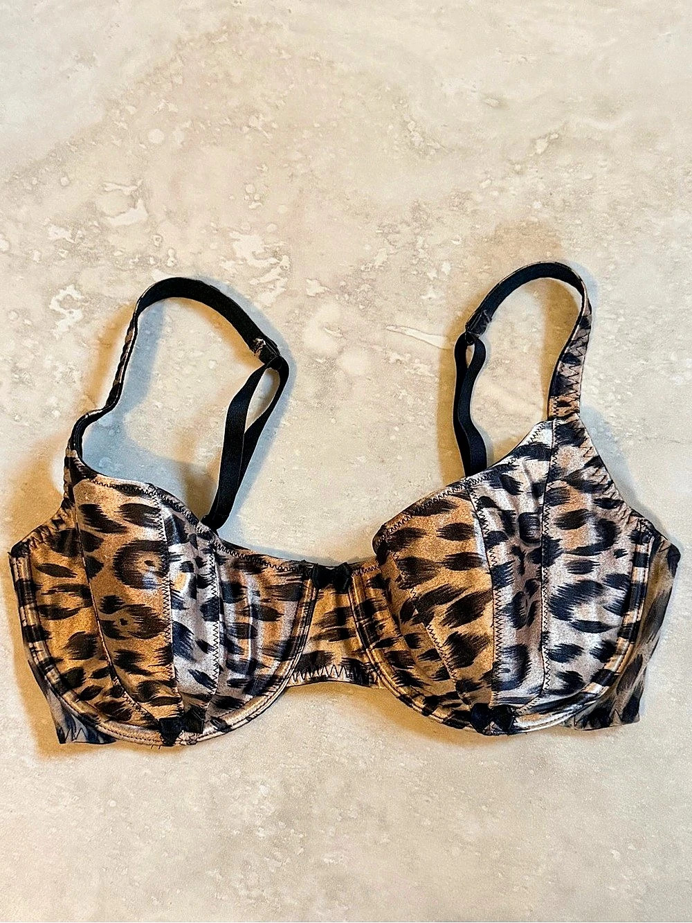 Vintage Y2K Victoria's Secret Animal Print Bra Size 36C
